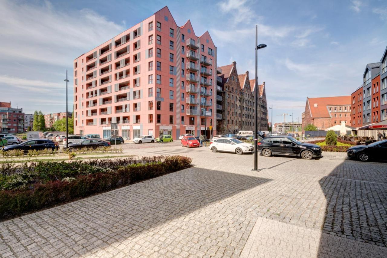 Live & Travel Apartments - Waterlane Island 格但斯克 外观 照片